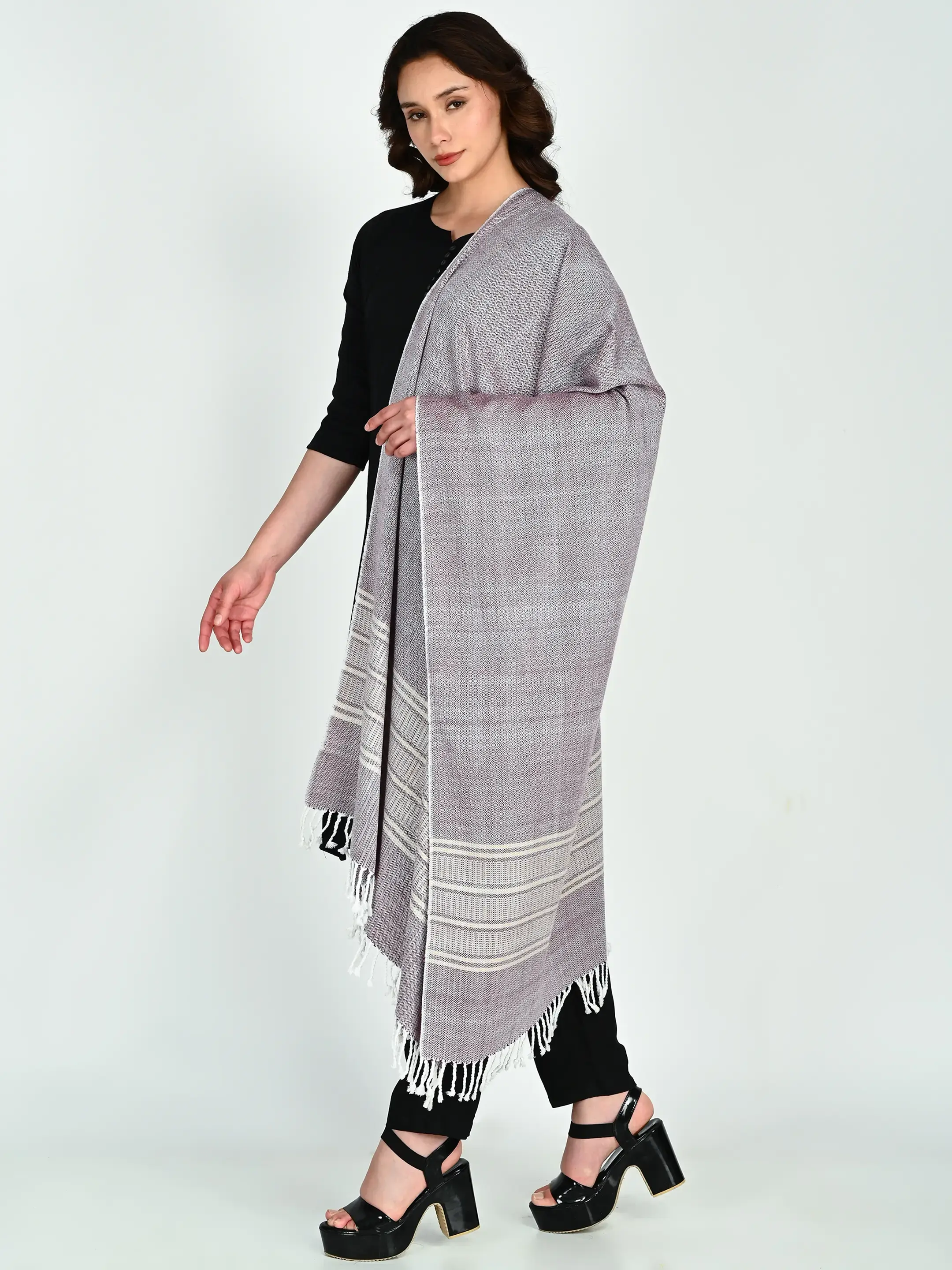 Image 2 of Bamboo Handwoven Stole
