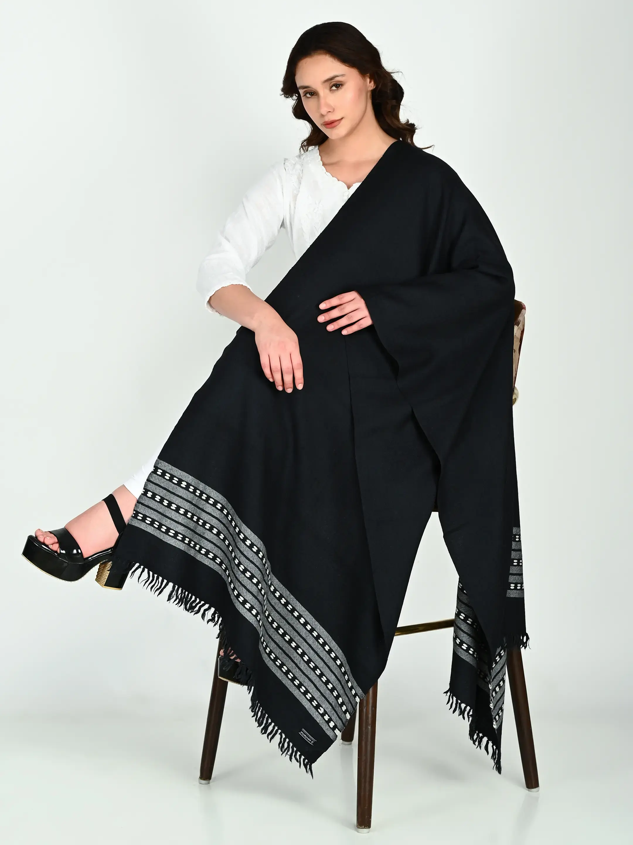 Image 6 of Merino Handwoven Stole
