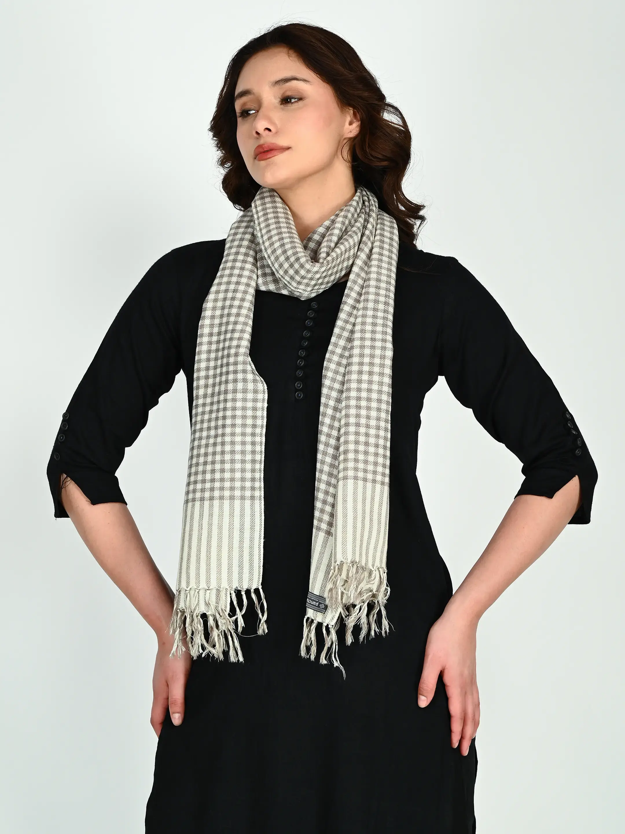 Image 4 of Merino Handwoven Scarf