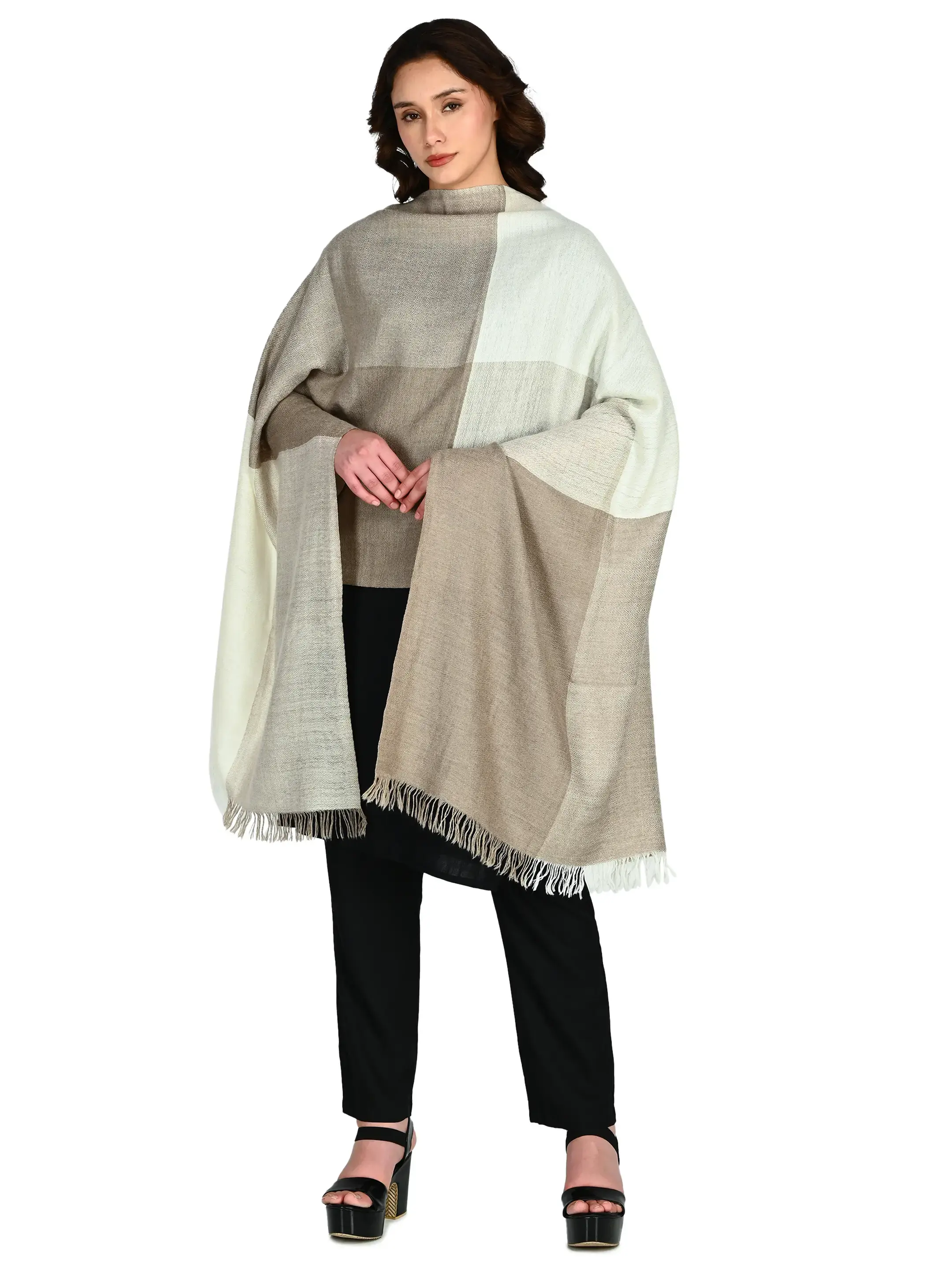 Image 4 of Pashmina Handwoven Stole